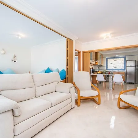 Apartment Bay - Bb